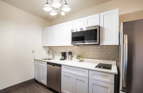 Sierra Vista Condo | Sierra Vista 1bd King Suite