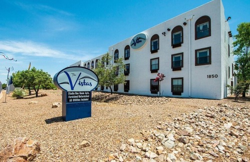 Sierra Vista Condo | Sierra Vista 2bd Queens Deluxe
