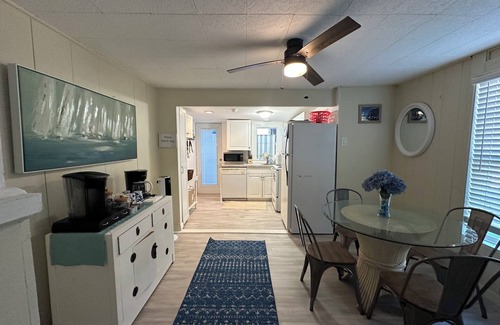 Siesta Key Village House | Siesta Key- 2 Bed 1Bath Villa,1500 ft from Beach, Barefoot Bungalows -"GULL"