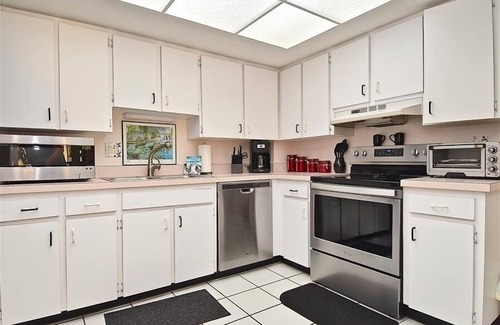 Siesta Key Condo | Siesta Key Gulf Front at Fishermans Haven - Private Beach, Stunning Views From Every Room! FH 201