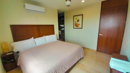 Chicxulub Puerto Apartment | Sifnos Spacious Apartment close Chicxulub