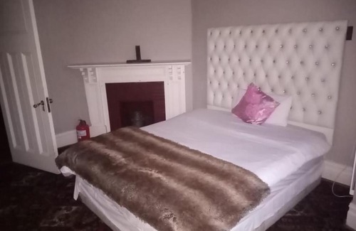 Harrismith House | Signature Guesthouse