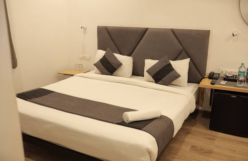 Nagpur Hotel | Signature Inn