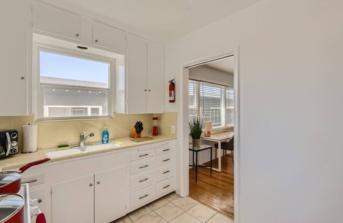 San Clemente Apartment | Signature KING 1BR In Top Beach Location (AB)
