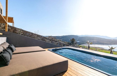Mykonos House | Signature Villa with Private Infinity Pool