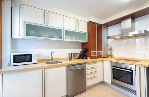 Sanxenxo Apartment | SILGAR BEACH APARTMENT - 50M FROM SILGAR BEACH- 3 BEDROOMS AND 2 GARAGES