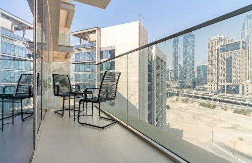 Al Safa Apartment | Silkhaus Elite 1BDR in Canal Front Tower