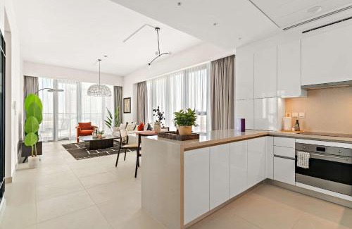 Al Safa Apartment | Silkhaus Elite 1BDR in Canal Front Tower