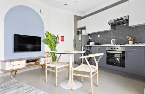 Al Barsha Apartment | Silkhaus luxurious studio in Art Gardens with gym access