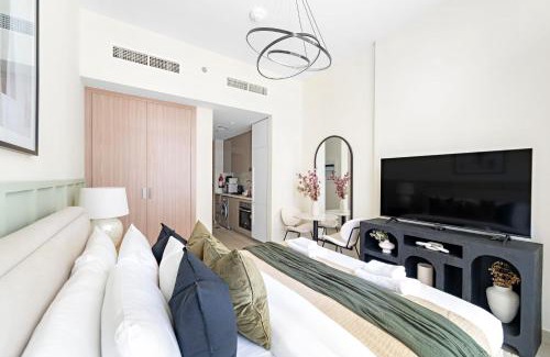 Nad Al Sheba Apartment | Silkhaus Luxurious Studio in High End Neighborhood