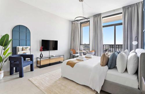 Dubai Production City Apartment | Silkhaus Luxury Studio Near Dubai Sport City