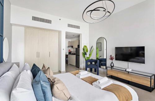 Dubai Production City Apartment | Silkhaus Luxury Studio Near Dubai Sport City