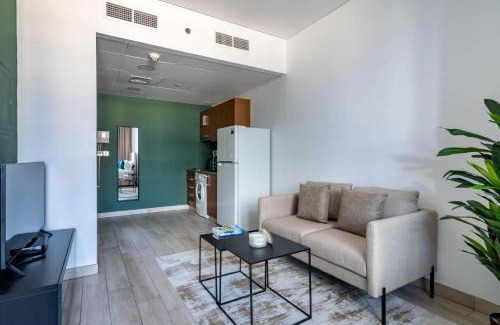 Bur Dubai Apartment | Silkhaus Modern Studio with Balcony in Burj Daman