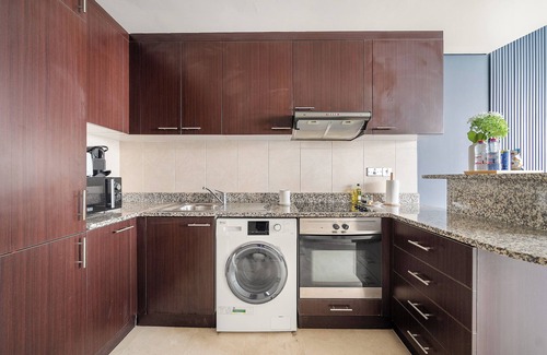 Bur Dubai Apartment | Silkhaus Sky Gardens, DIFC Dubai
