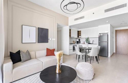 Za'abeel 2 Apartment | Silkhaus Superior 1BDR in New Tower Pool & Gym