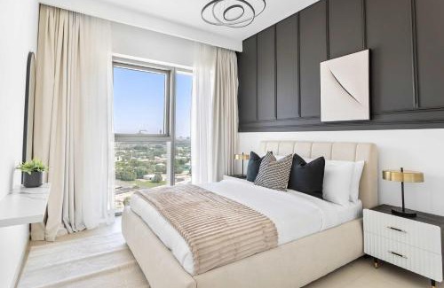 Za'abeel 2 Apartment | Silkhaus Superior 1BDR in New Tower Pool & Gym