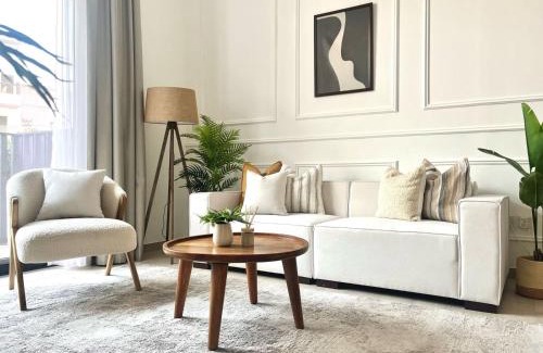 Jumeirah Village Apartment | Silkhuas casual chic 1BR in JVC