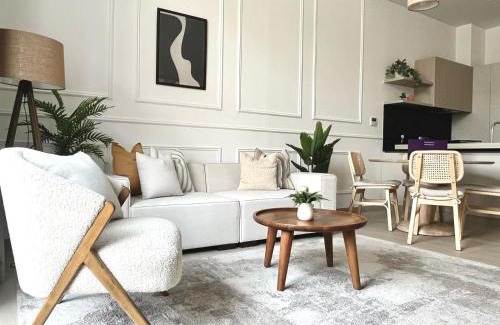 Jumeirah Village Apartment | Silkhuas casual chic 1BR in JVC
