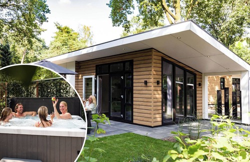 Lunteren Ski Chalet | ✓ Silva at Landgoed de Scheleberg ✓ Holiday home for 4 persons ✓ Located in Lunteren (Gelderland) ✓ Holiday park on the Veluwe ✓ Book directly through the park