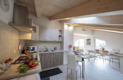 Angera Apartment | Silver Lake Apartment, Angera, Italy