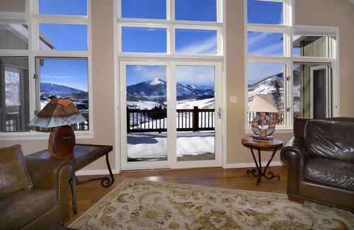 Mount Crested Butte House | Silver Lane/Luxury 5,200 Sq.Ft Home/Walk to Ski Access/Hot Tub/Gourmet Kitchen