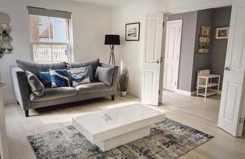 Camber House | Silver Stone
