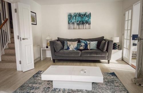 Camber House | Silver Stone