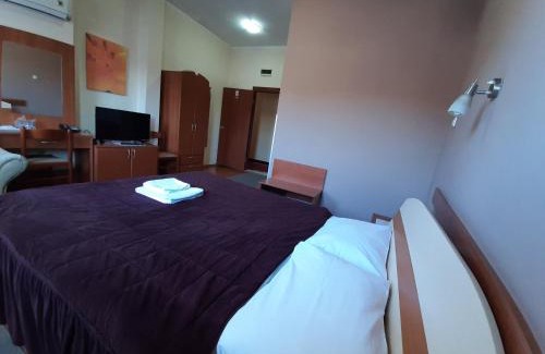 Pirot Hotel | Sin-Kom Hotel Garni