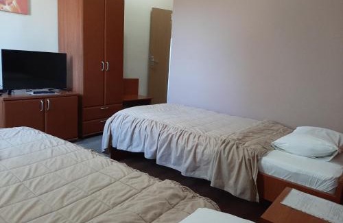 Pirot Hotel | Sin-Kom Hotel Garni