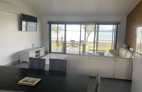 Whitsundays Resort | Sinclair Bay Resort (Unit 2) - Private and secluded waterfront units