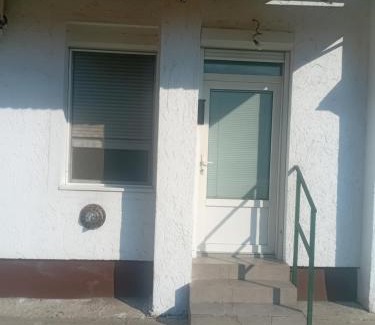 Backa Palanka Apartment | Sindi Apartman