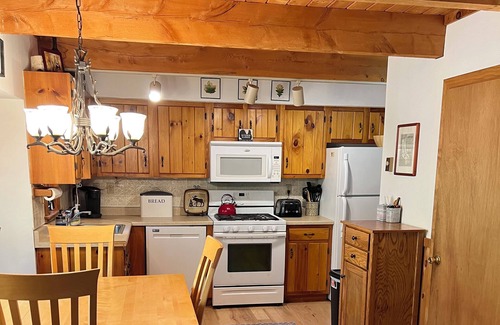 Bartlett Condo | Single family home in the White Mountains -sleeps 8 people.