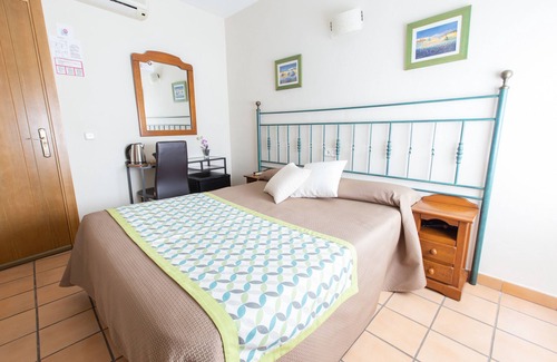 Marbella City Centre Hotel | Single room-Private Bathroom