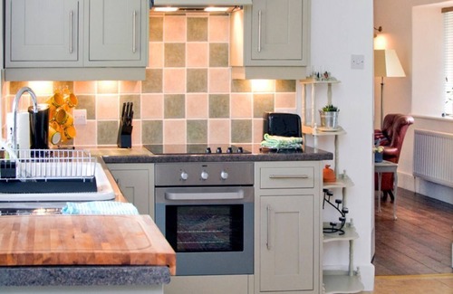 Barrasford Cottage | Single storey cottage for four guests in the grounds of Haughton Castle, Northumberland