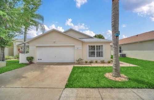 Clear Creek Apartment | Single Story Villa with Pool, Views & Family Fun