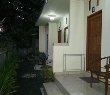 Pengosekan House | Sintya Homestay