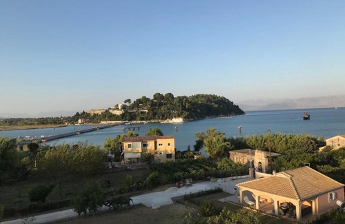 Perama Villa | Siora Andromache