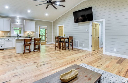 Wiley House | Sip, Shop & Dine: Family Home 9 Mi to Clayton!