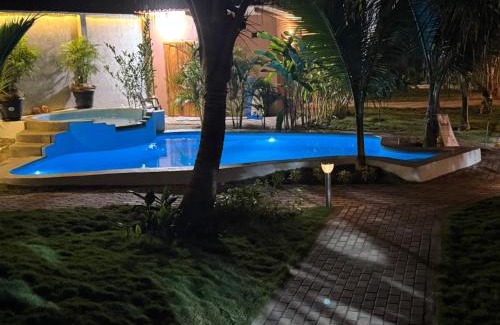 Canoa Resort | Sirena's Beach & Surf Club
