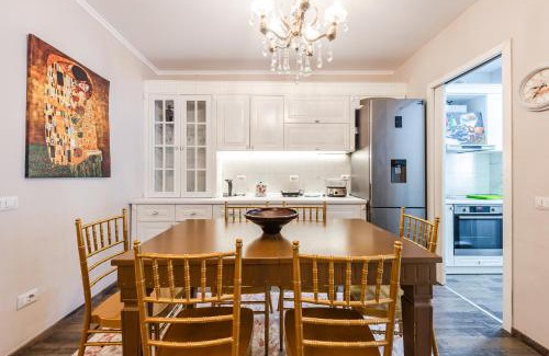 Tirana Apartment | Sisi's Luxury Apartments Grand Park of Tirana