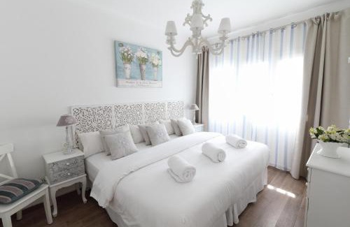 Sitges Town Center House | Sitges Centre Mediterranean House- 5 Bedroom, 4 Bathroom, Terrace Courtyard, Private Rooptop Pool