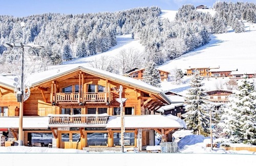 Les Gets Apartment | SITUATED IN THE BEAUTIFUL 11TH CENTURY VILLAGE OF LesGets-EXCEPTIONAL FAMILYHOME