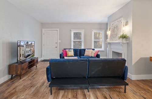 South Side Slopes House | Situated just 1.4 miles away from Pittsburgh’s buzzing downtown.