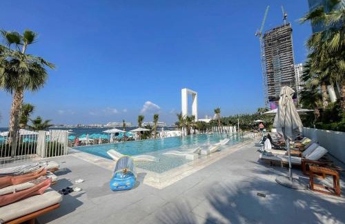 Dubai Marina Apartment | Situated On the Famous JBR With Direct Beach Access
