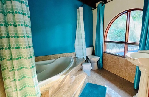 Playa Ocotal Hotel | Siwõ Art Guesthouse