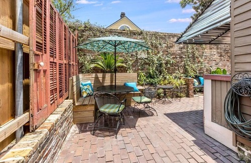 French Quarter House | Six Room Guest House