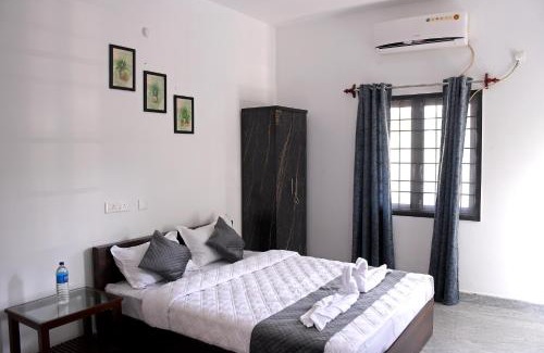 Moratandi Hotel | Sizzling Inn Pondy