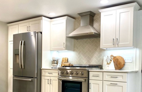Skaneateles House | Skaneateles Retreat, 1875 Charm- 3 bedrooms 2025 remodel. Walk to the brewery!
