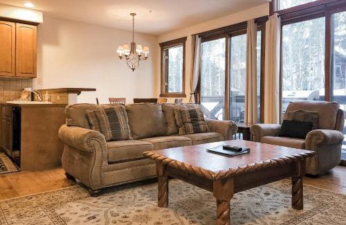 Four O'Clock House | Ski Chalet