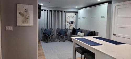 Killington Apartment | Ski Condo with Garage Parking and Pool